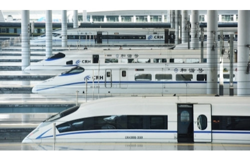 中国高铁将有新面孔：时速400公里以上的智能高铁将要驶来_英语新闻